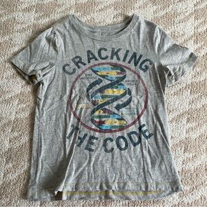 Peek DNA Tee
